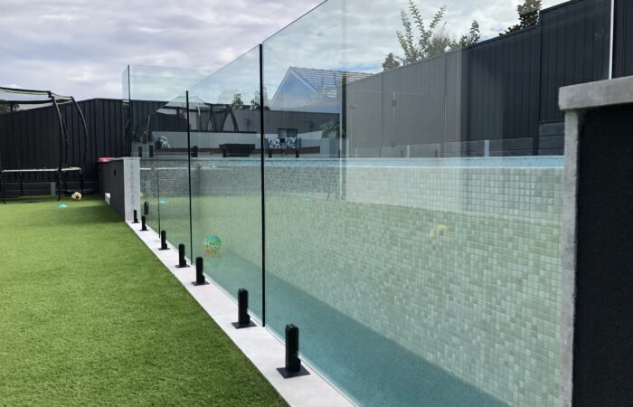 pool-fences